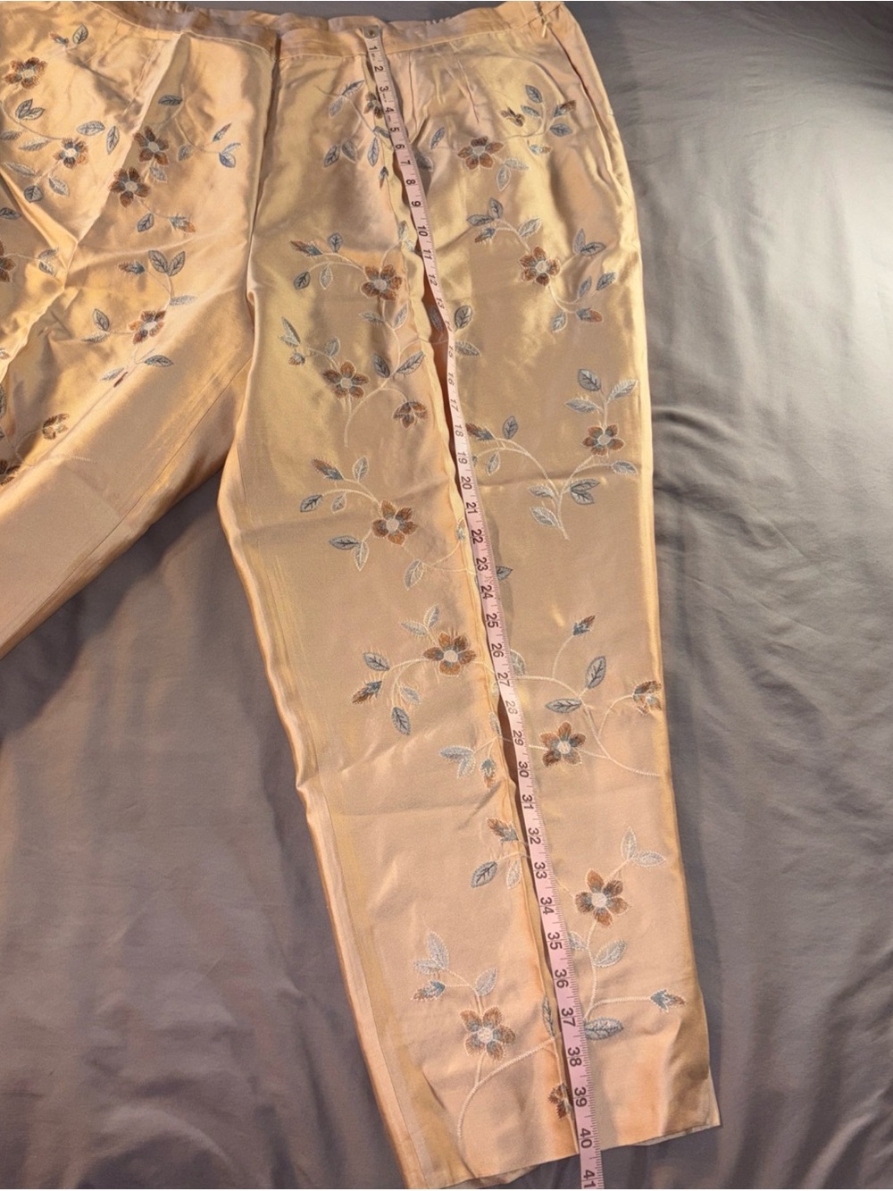 Talbots Silk Embroidered Trouser Pants Sz 22W Champagne Gold Blue Flowers Spring - Picture 6 of 13
